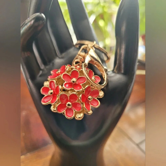 Bag Charm of Pink flowers - Picture 4 of 4